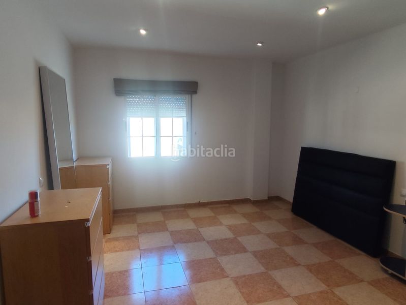 Foto d0f79fe7-9204-478a-831f-2134f48b72af. Pis amb aparcament a Zafra