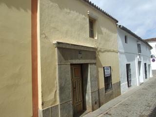 Maison à Calle alfonso xii 16. Casa para rehabilitar