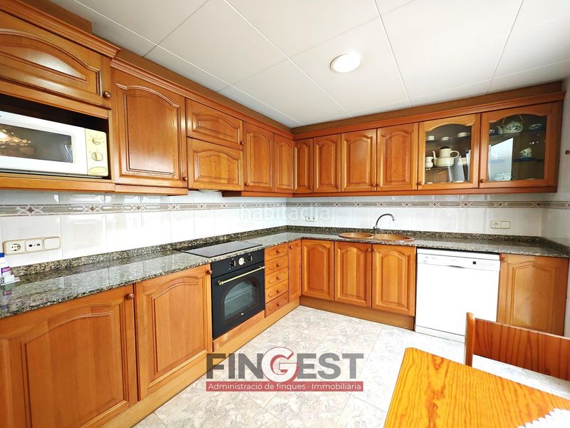 Foto 2f87f23d-7bd6-47b7-b421-2a3edbf27a51. Casa amb calefacció a Centre Blanes