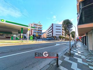 Piso en Mercat-Mas Moixa. Gran piso duplex en centro blanes