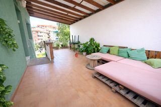 Casa a Mas Florit-Ca la Guidó. Casa con dos viviendas totalmente independientes