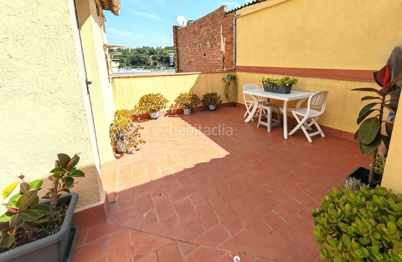 Foto 4fcc72c7-921d-446a-ad39-6e0207ba3391. Casa edificio con 2 pisos en venta, licencia turistica en Blanes