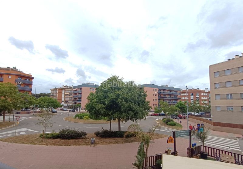 Foto 1e66bc0d-fe05-4b0b-9a49-73b545158d29. Pis amb piscina a Fenals Lloret de Mar