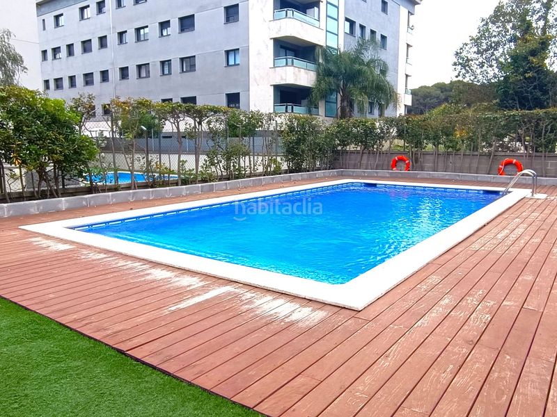 Foto c5e31c37-5abb-4581-a731-f80967274ad9. Pis amb piscina a Fenals Lloret de Mar