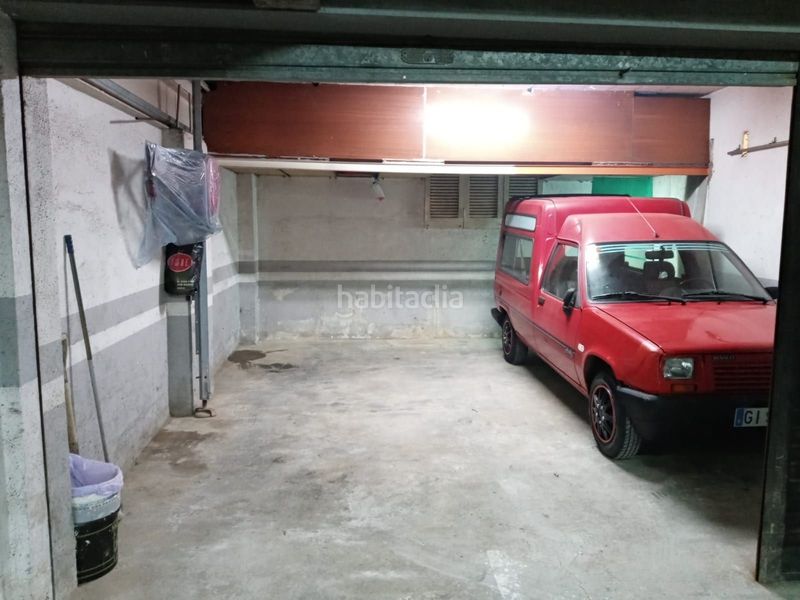 Foto 4b0effc6-abd5-4d15-be54-d47593c30813. Aparcament cotxe a La plantera Blanes