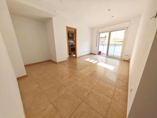 Lloguer Pis a Els Pavos. Piso alquiler 2 habitaciones sin muebles