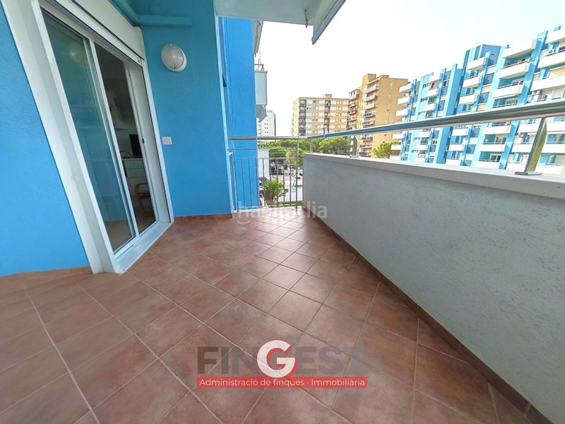 Foto 911d9656-e10a-4cab-916f-9f6160f14bde. Pis amb piscina a Els Pins Blanes
