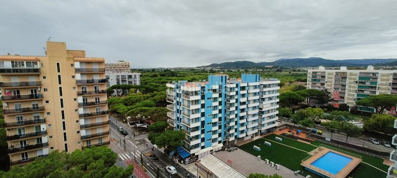 Foto 6f5c1cd3-dd37-42c4-844d-4bad6e63f8b7. Pis amb piscina a Els Pins Blanes