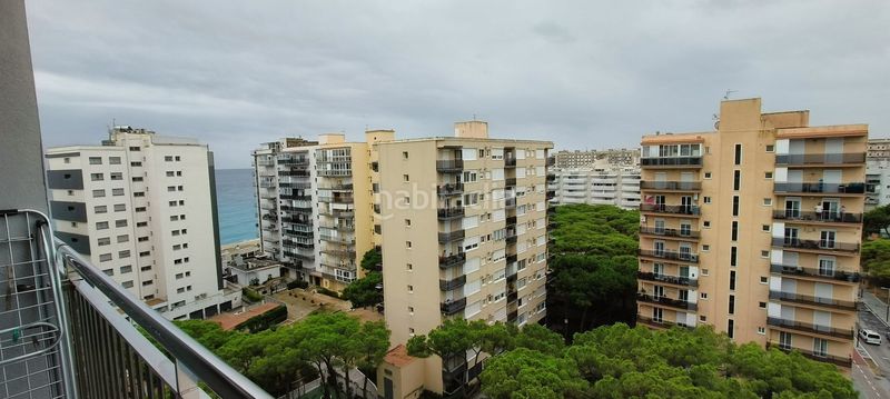 Foto a504c6ce-e92d-432e-9d28-ba710bca044e. Pis amb piscina a Els Pins Blanes