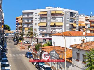 Appartement à Els Pins. Piso cerca del mar con ascensor