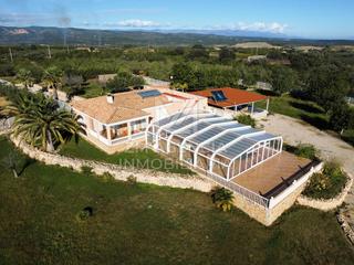 Maison à Cervera del Maestre. Chalet en venta en termino municipal de cervera del maestre