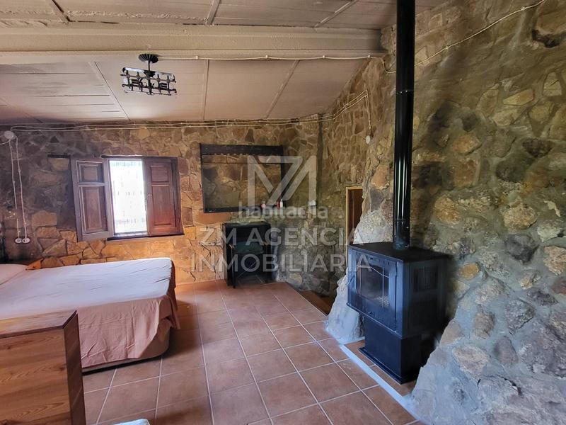 Foto 89cc2530-d2ba-4ed0-85c8-ff8240c3eea8. Masia amb calefacció a Canet lo Roig