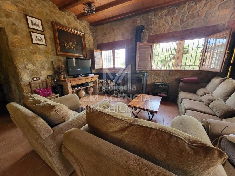 Foto ced11b53-56aa-4346-8267-64af5f79e885. Masia amb calefacció a Canet lo Roig