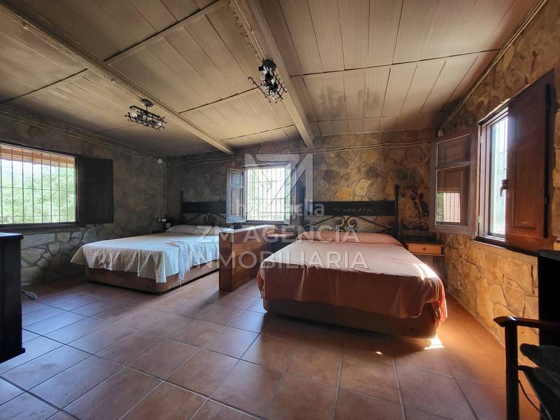 Foto cf59bee5-ca0b-409f-8dab-68a005492dfe. Masia amb calefacció a Canet lo Roig