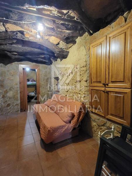 Foto f6173f83-0f3b-4685-86b3-8e97149fd9c9. Masia amb calefacció a Canet lo Roig