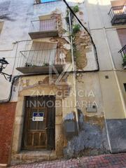 Mas à Cálig. Casa para derrumbar o reformar completamente
