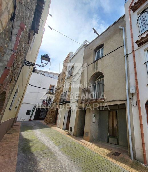 Foto a1703875-94cc-46f3-bc6e-0d19fc2d5e6d. Masia a Traiguera