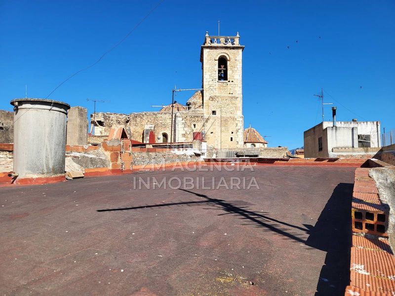Foto 2d462e37-72d3-4673-90df-2ccbc0c5b04c. Masia a Canet lo Roig