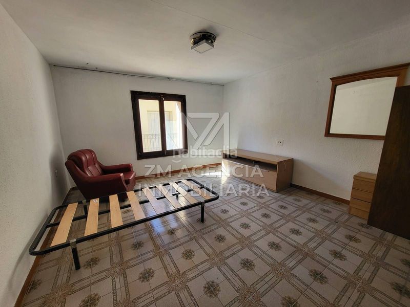 Foto d34efe80-d120-4ee2-a2aa-be48d7c08615. Masia a Canet lo Roig