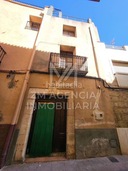 Foto d589f1cb-7a1b-4d50-b08d-32dd91997a06. Masia a Canet lo Roig