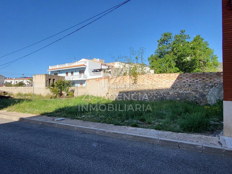 Foto cfc138b8-7410-478b-829f-8b7622e03585. Terreny residencial a Rossell