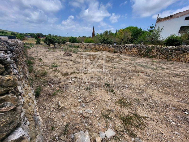 Foto ab4f5b39-1eb3-445b-add1-fb99ffd108f0. Terreny residencial a Cálig
