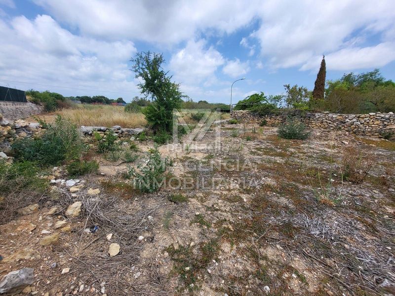 Foto e652ed56-e185-4112-84a4-1fa918dd7e5a. Terreny residencial a Cálig