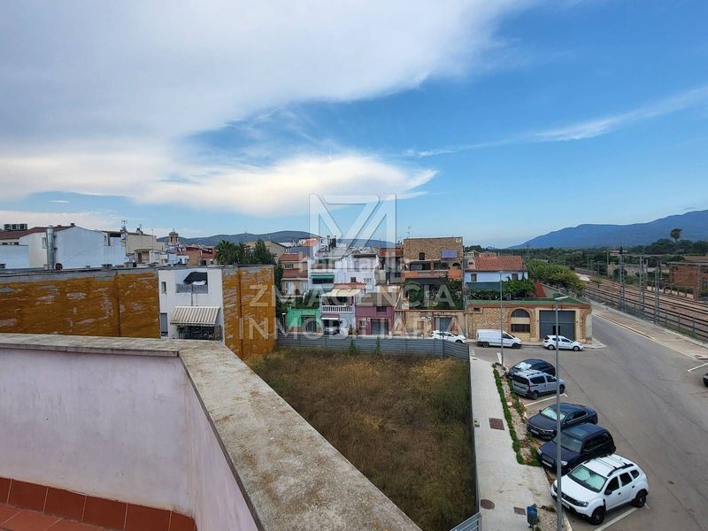 Foto 5f5d7b69-9503-4e7b-8614-632bb3dd710c. Dúplex  con amplia terraza a la venta en Ulldecona