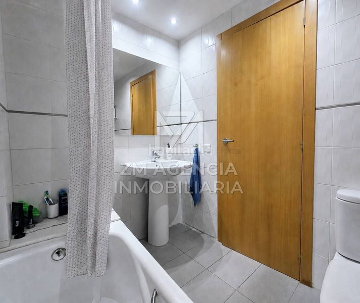 Foto f59c2dc8-f54f-4028-a860-44a25c7fc994. Dúplex  con amplia terraza a la venta en Ulldecona