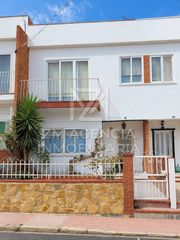 Casa adossada a Pizarro
