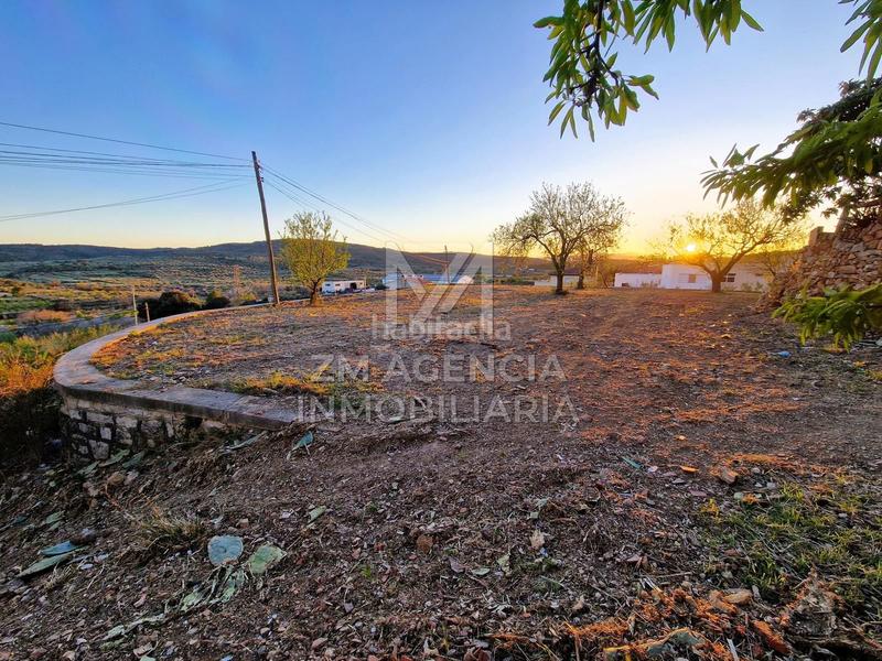 Foto 1b8050e4-2a42-474c-9927-952d24dc5a7f. Residential plot in Traiguera