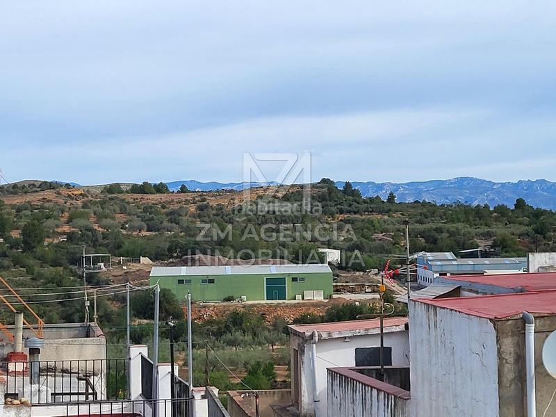 Foto dba12d5f-0be2-4278-9e20-2122599c31d3. Masía casa de pueblo a medio reformar en Traiguera