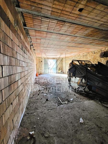 Foto 1aa33f6d-f39c-4036-93fd-24aaf62a3d6d. Masia a Catí