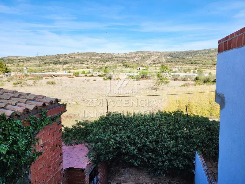 Foto 5a457a5c-decb-426b-8da2-22bac568c3cb. Masia a Catí