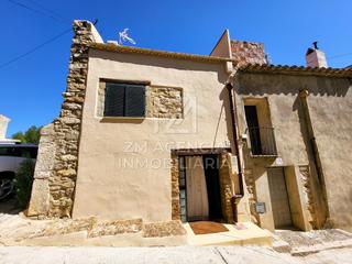 Masia a Chert / Xert. Acogedora casa de pueblo en venta en chertxert