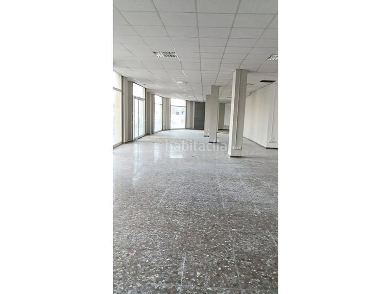 Foto 0306dcbf-d36f-4561-a77a-4d982aadcb89. Business premise in calle antoni de bofarull in Ponent Reus