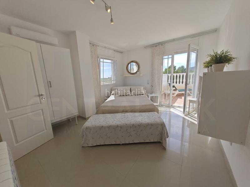 Foto 9f22aa25-fde7-4399-b991-22d88f9aba86. Casa en avenida casalot del espectacular chalet individual!! en Mont-roig del Camp