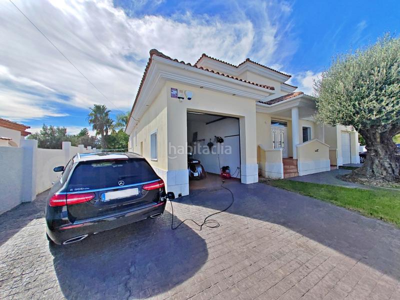 Foto d2c81929-7e1d-4238-90f2-cf4da7599e59. Casa en avenida casalot del espectacular chalet individual!! en Mont-roig del Camp