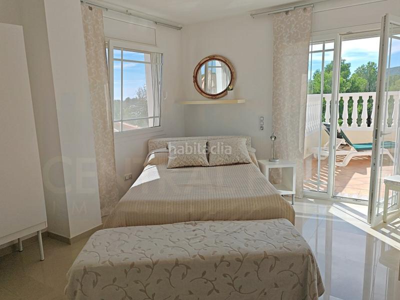 Foto dc8ad7c3-a240-49b1-ba98-feb4b2c5237a. Casa en avenida casalot del espectacular chalet individual!! en Mont-roig del Camp