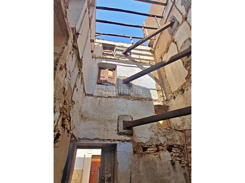 Foto c639d279-b3c0-44d0-a013-5275af1d0c98. Casa en calle barceloneta proyecto único en el corazón ! solar con fachada en Altafulla