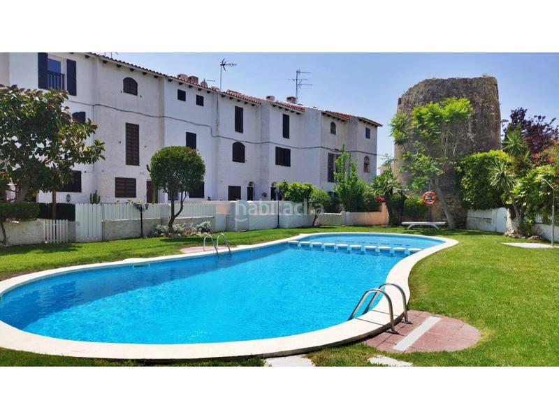 Foto ba4edfe7-4c3d-4e8b-ab27-c7d21c25e2bd. Casa a schiera con piscina in Centre Torredembarra