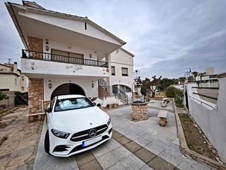 House  Cami vell pobla montornes. Chalet individual en sant jordi  512 m de parcela en la mejor zo