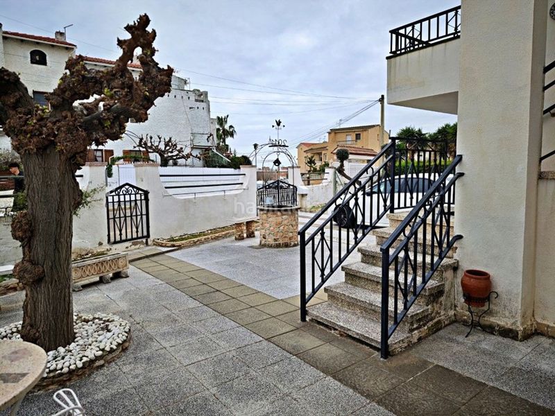 Foto 71ab0029-20ec-4e37-aeea-442a6efbfe8d. Casa amb calefacció aparcament a Sant Jordi Torredembarra