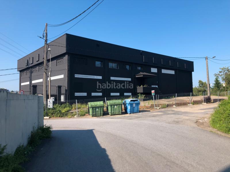 Foto fa6511bb-1066-4877-bd0d-abb2122a031f. Location bâtiment à usage industriel dans Coruxo - Oia - Saiáns Vigo