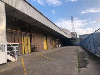 Lloguer Nau industrial a Avenida do alcalde de lavadores 121. Se alquila nave industrial en vigo