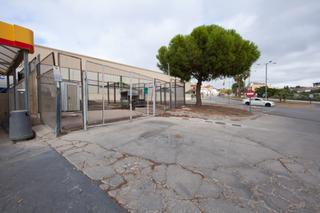 Nau industrial a Baeza. Venta de gasoleos a domicilio (gasocentro)