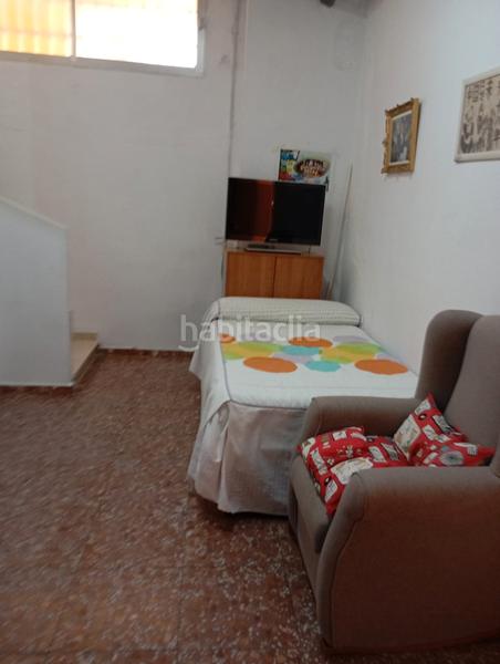 Foto 1311de37-b9ba-4181-a7c8-1cbf80bf1af1. House with heating in Zona Hospital Linares