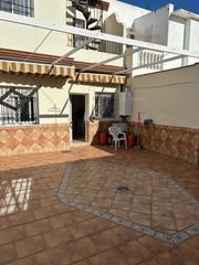 Dplex en La Laguna. Dplex reformado en la laguna, 4 dormitorios, 2 baos, jardn pr