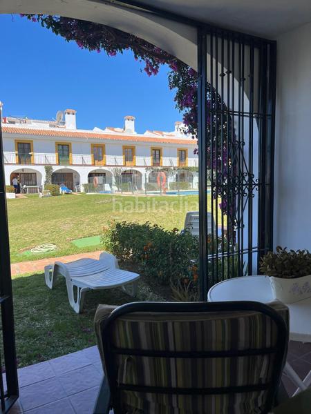 Foto c79a15bc-479f-4525-85c3-1b1f73efce72. Dúplex  en venta con 4 dormitorios, 2 baños y vistas al mar. disfruta de piscina comunitaria en un edificio en buen estado. tu hoga en Mijas