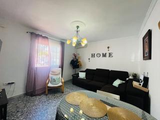 Casa a Estación de Autobuses. Tu vivienda y almacén sin tenerte que mover!
